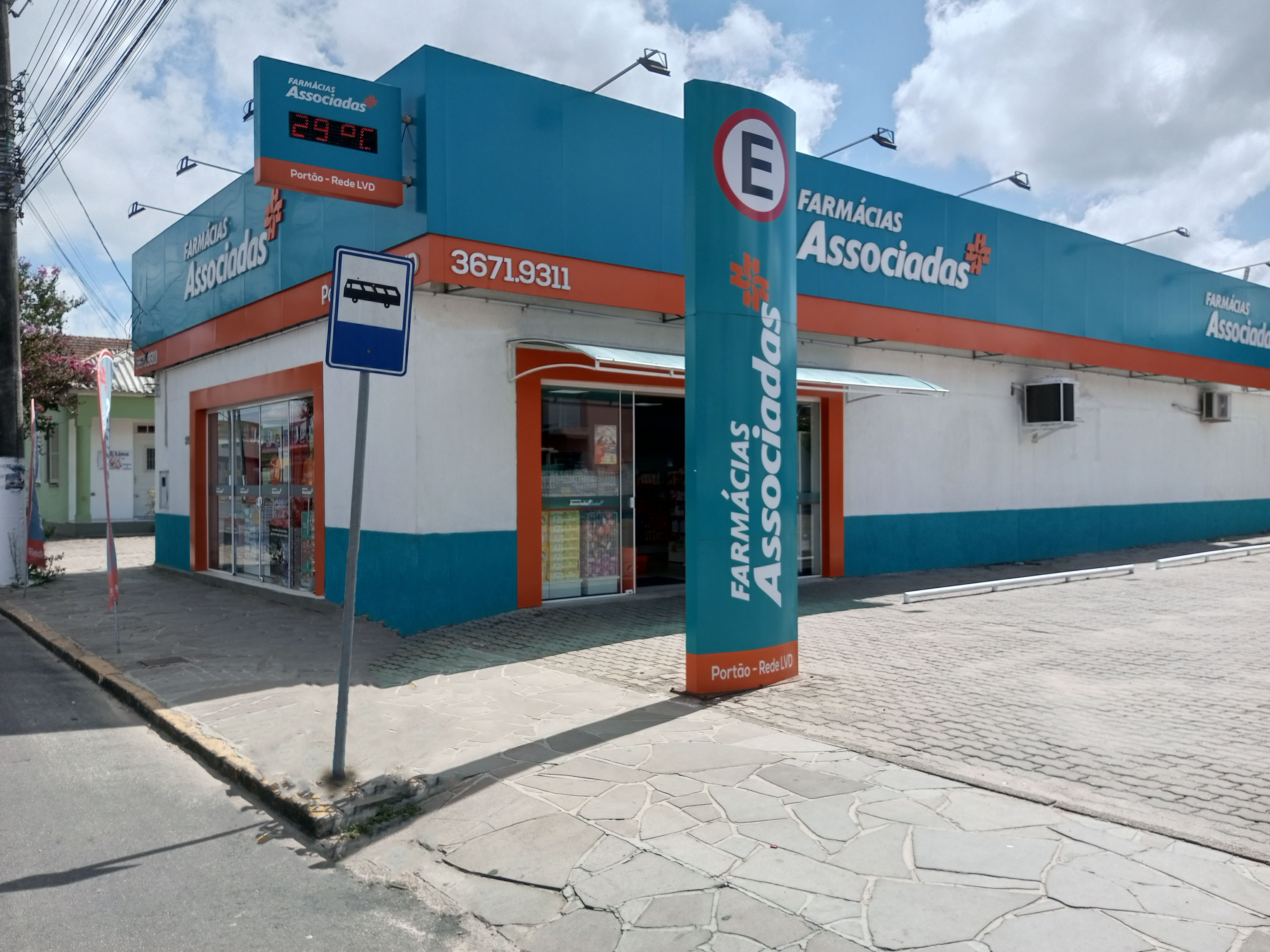 Farmácia Portão - Foto 2
